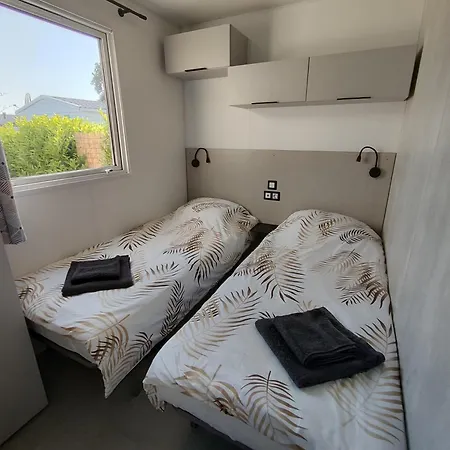 Mobile A Gere Par Un Particulier Campsite Mimizan